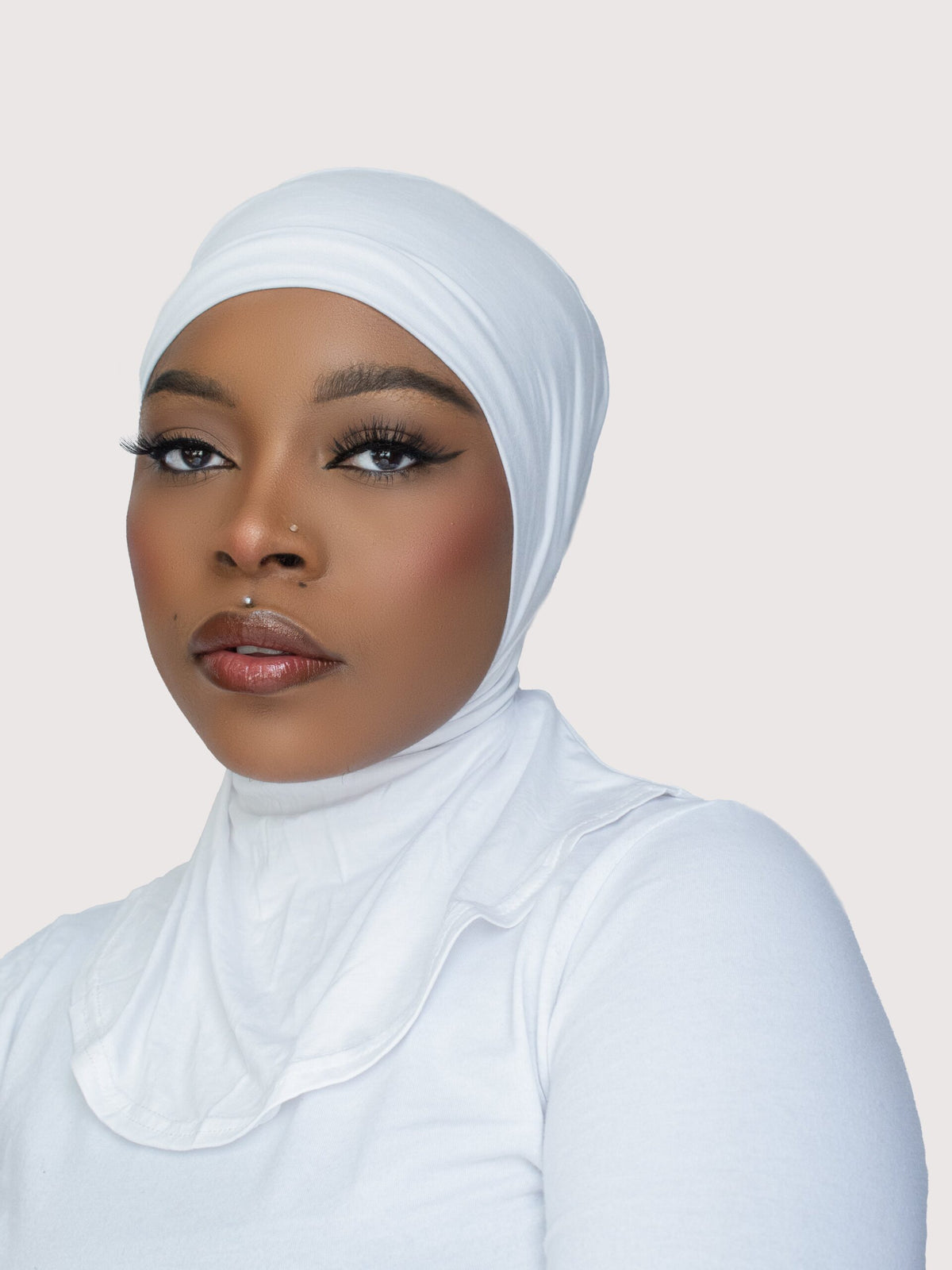 RANIA FULL COVERAGE ADJUSTABLE UNDER SCARF - WHITE