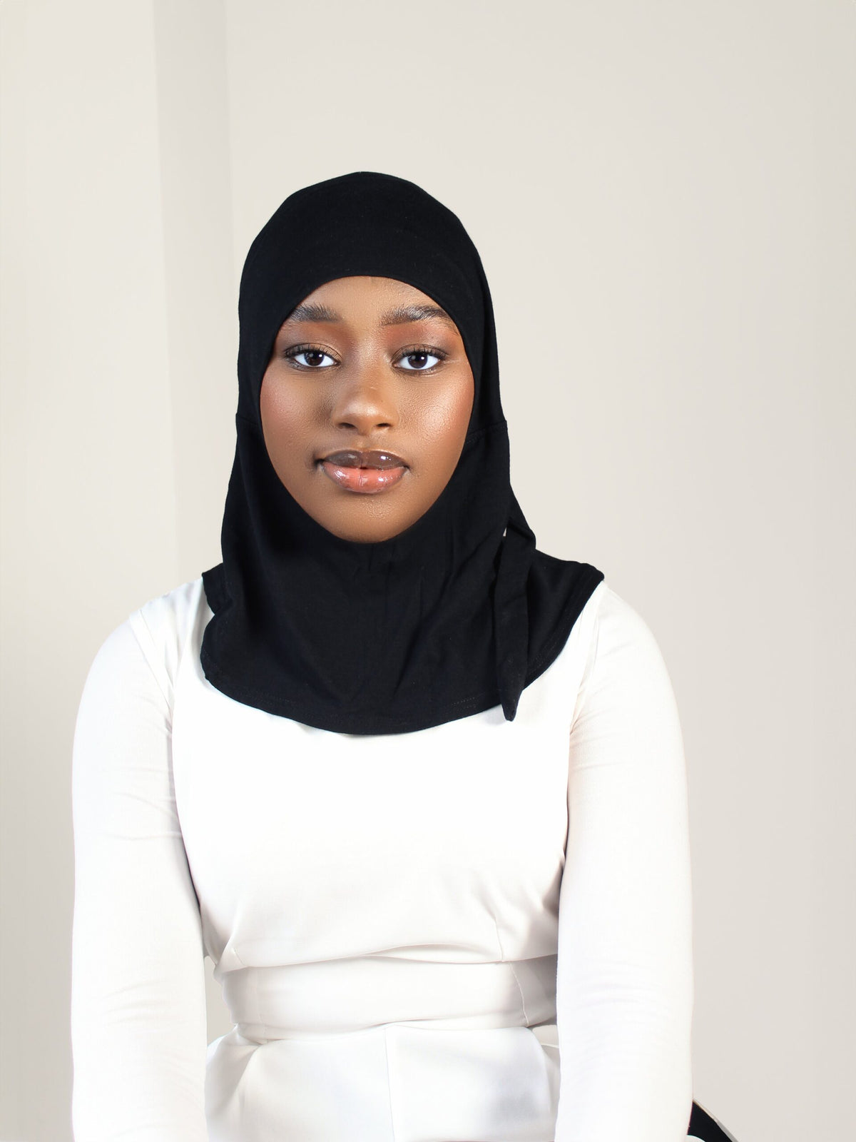 RANIA FULL COVERAGE ADJUSTABLE UNDER SCARF - BLACK